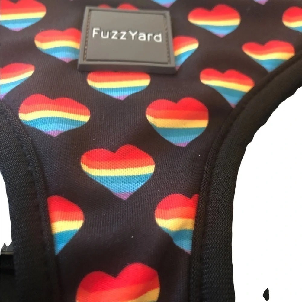 Fuzzyard Black Pride Rainbow Hearts Dog Harness Size Large  NWT Adjustable